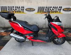 Kymco K12 Vitrolles