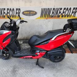 Kymco K12  Vitrolles