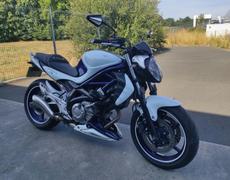 Suzuki Gladius Trégueux