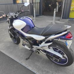 Suzuki Gladius  Tr&eacute;gueux