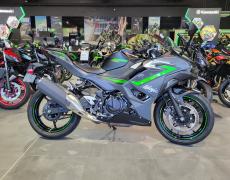 Kawasaki EN Nîmes