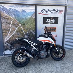 KTM 390 Duke  Varennes-l&egrave;s-M&acirc;con