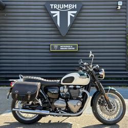 Triumph Bonneville  N&icirc;mes
