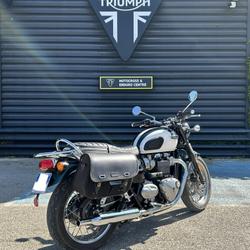 Triumph Bonneville  N&icirc;mes