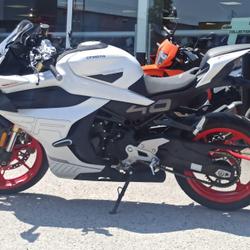 CFMOTO 450 SR  Chen&ocirc;ve