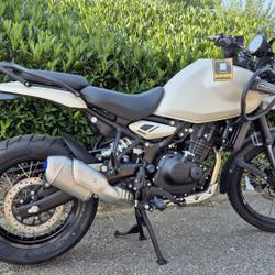 Royal-Enfield Himalayan  Dommartin-l&egrave;s-Toul
