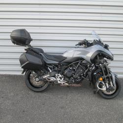 Yamaha Niken  Auch