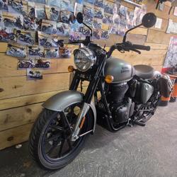 Royal-Enfield Classic  Marseille 6e Arrondissement