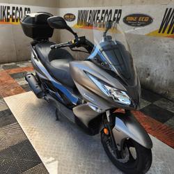 Kawasaki J300  Vitrolles