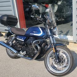 Guzzi V7  Montpellier