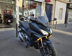 Honda Forza Paris 11e Arrondissement