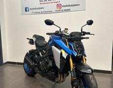 Suzuki GSXS