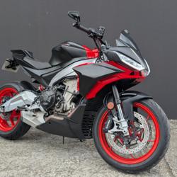 Aprilia Tuono  Villeneuve-Saint-Georges