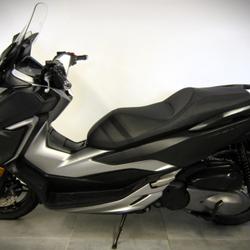 Honda Forza  Valenton
