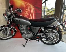 Yamaha SR 400 Libourne