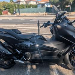 Yamaha T MAX  Villeneuve-d'Entraunes