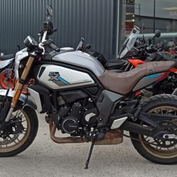 CFMOTO 700 CL-X H&eacute;ritage  Chen&ocirc;ve
