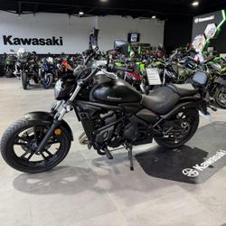 Kawasaki Vulcan 650  N&icirc;mes