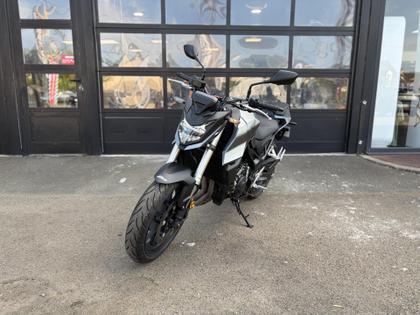 Honda Hornet - 6 790 €