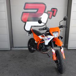 KTM SMC  Vert-Saint-Denis