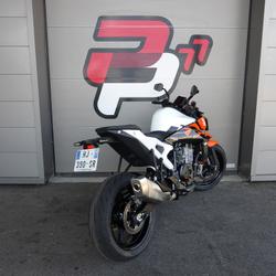 KTM Duke  Vert-Saint-Denis