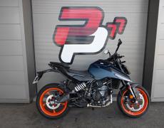 KTM Duke Vert-Saint-Denis
