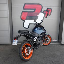 KTM Duke  Vert-Saint-Denis