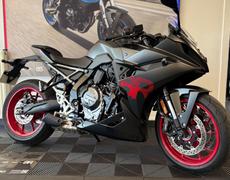 Suzuki GSX Saint-Thibault-des-Vignes