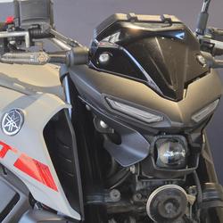 Yamaha MT03  D&eacute;ville-l&egrave;s-Rouen