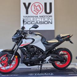 Yamaha MT03  D&eacute;ville-l&egrave;s-Rouen