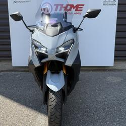 Yamaha T MAX  N&icirc;mes