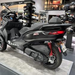 Piaggio MP3  Villemoisson-sur-Orge