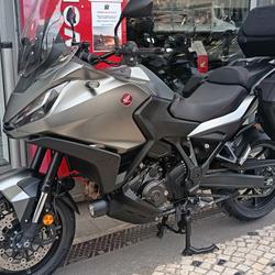 Honda NT  Athis-Mons