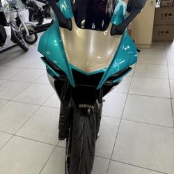 Yamaha YZF R1  Libourne