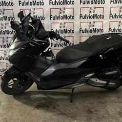 Honda Forza  Arles