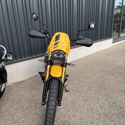 Triumph Scrambler  Dury