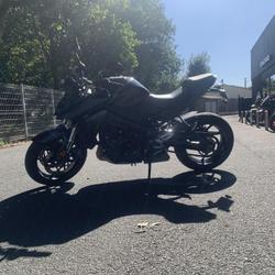 Suzuki GSXS  Saintes