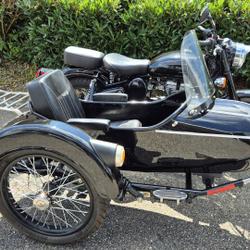 Royal-Enfield Classic  Dommartin-l&egrave;s-Toul