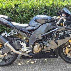Kawasaki ZX 10R  Dommartin-l&egrave;s-Toul