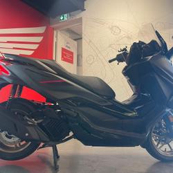Honda Forza  Paris 10e Arrondissement