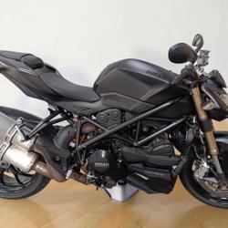 Ducati Streetfighter  Pressigny-les-Pins