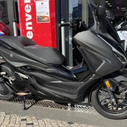 Honda Forza  Athis-Mons