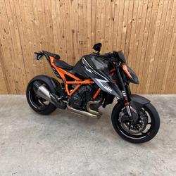 KTM Super Duke  Valence