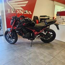 Honda Hornet  &Eacute;tupes