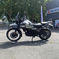 Royal-Enfield Himalayan  Saintes