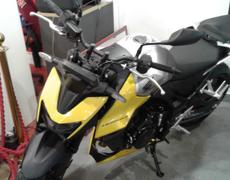 Honda Hornet Champigny-sur-Marne