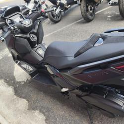 Yamaha X MAX  N&icirc;mes