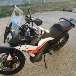 KTM Adventure  Varennes-l&egrave;s-M&acirc;con