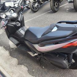 Yamaha X MAX  N&icirc;mes