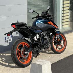 KTM Duke  Aubi&egrave;re